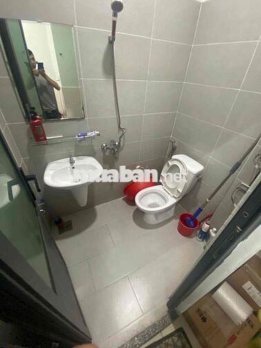CHDV đầy đủ tiện nghi gần khu chế xuất Tân Thuận