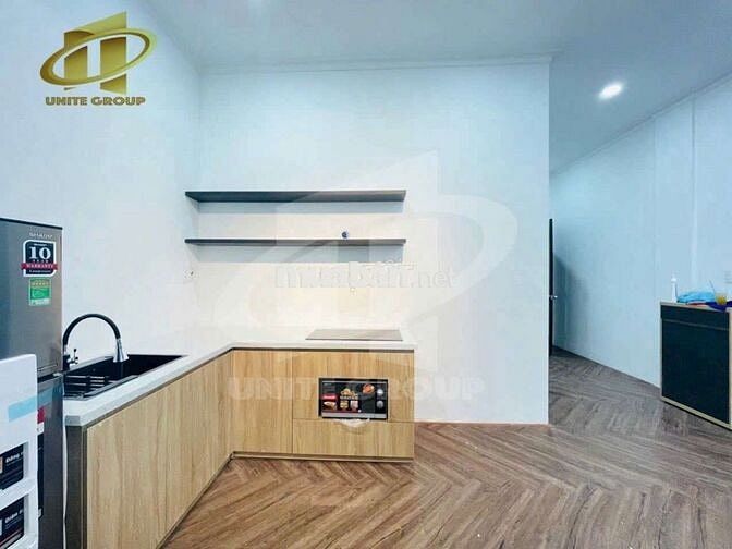 THUÊ PHÒNG 30M2 BAN CÔNG PHAN VĂN HÂN BÌNH THẠNH GẦN QUẬN 1