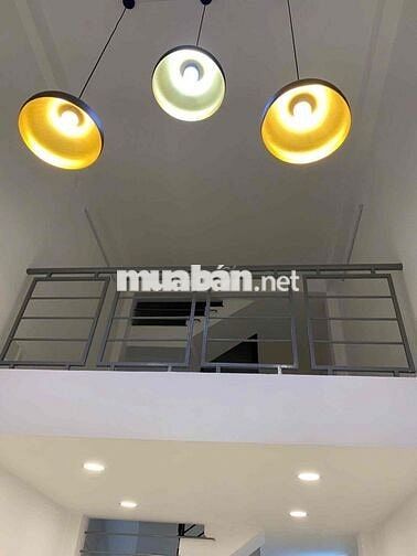 Nhà gần chợ Bà Chiểu, 3PN, dt 111.6 m2 (3.22mx15.61 & 1.5m sân)
