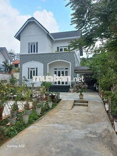 Bán VILLA sân vườn KQH Yersin Đà Lạt- chính chủ