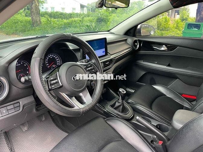 Kia Cerato 2019 1.6 MT - 95000 km