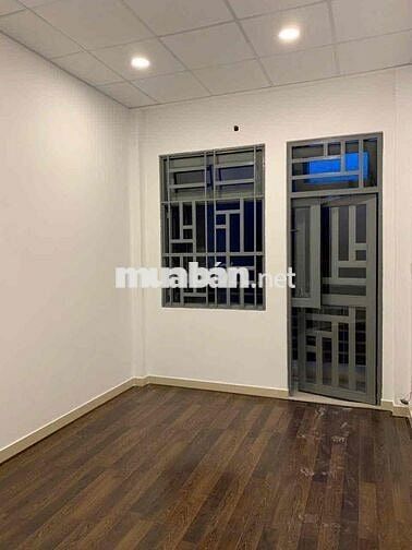 Nhà gần chợ Bà Chiểu, 3PN, dt 111.6 m2 (3.22mx15.61 & 1.5m sân)