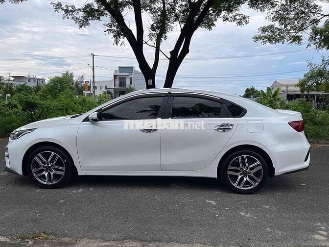 Kia Cerato 2019 1.6 MT - 95000 km