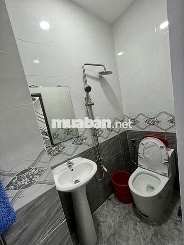 BÁN NHÀ 2TẦNG TT THỦ Đức _KẾT NỐI ĐƯỜNG PHẠM VĂN ĐỒNG KHA VẠN CÂN