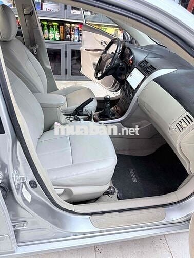 Toyota Corolla Altis 2011 1.8G MT - 170000 km