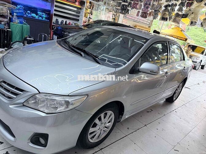 Toyota Corolla Altis 2011 1.8G MT - 170000 km