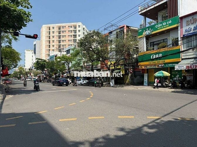 Bán nhà 2 tầng mặt tiền kinh doanh sầm uất Đống Đa