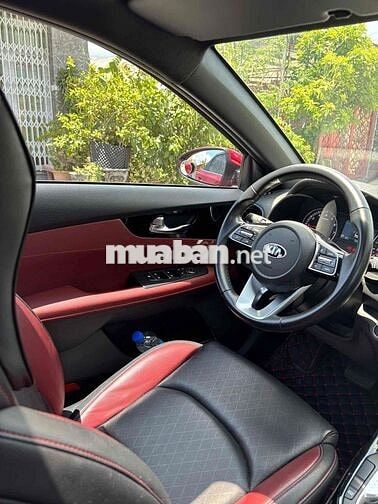 Kia Cerato 2020 2.0 AT PREMIUM - 24000 km