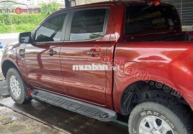 Ford Ranger XLS 2.2L 4x2 AT 2021 - 515 Triệu
