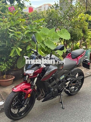 Kawasaki Z400 2022 1 chủ odo lướt 7k8 , bstp 9 chủ