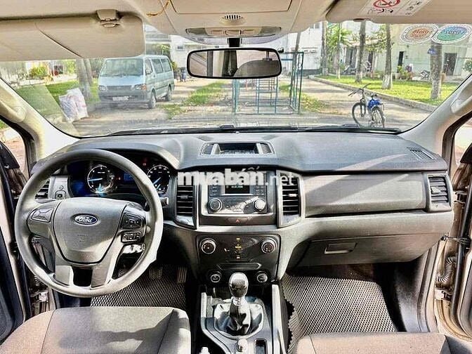 Ford Ranger XL 2.2L 4x4 MT 2015 - 363 Triệu