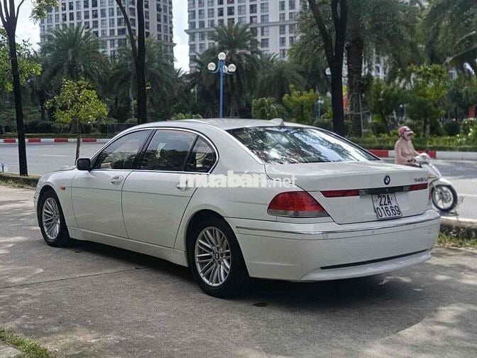 BMW 7 Series 2004 745i - 170000 km