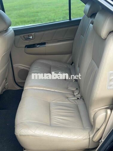 Bán Toyota Fortuner 2013 2.7V 4x2 AT