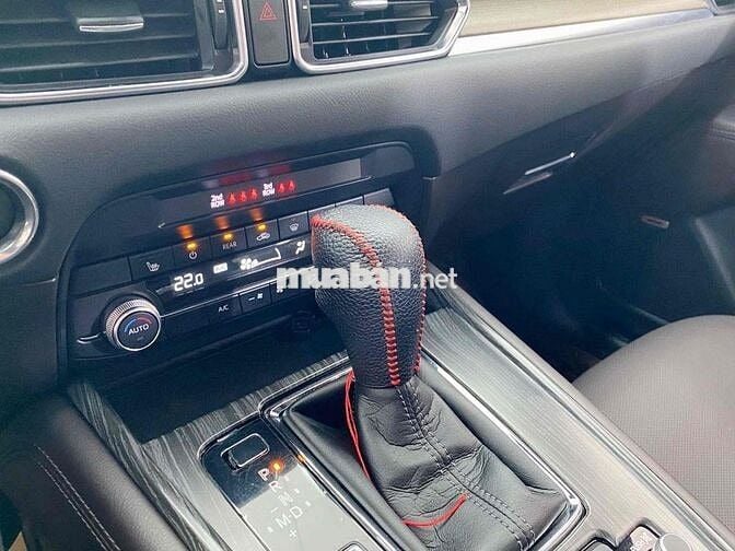 Mazda CX 8 2022 2.5 Premium AWD - 28000 km