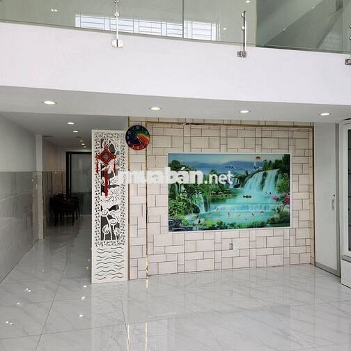 Nhà phố sổ riêng. Mặt tiền hẻm chính 8m. 3Pn. Chính chủ. Htr bank