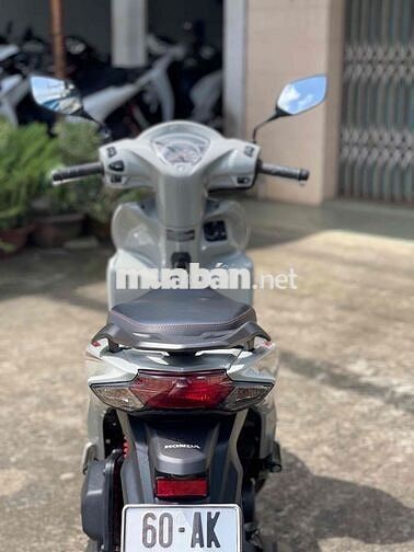 vision bản cá tính 2024  siêu lướt