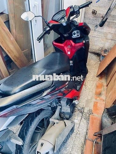 Cần bán vario 150