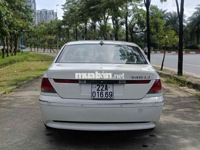 BMW 7 Series 2004 745i - 170000 km