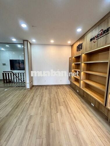 CHO THUÊ NHÀ MẶT TIỀN – TRẦN HƯNG ĐẠO, P. CẦU KHO, Q.1