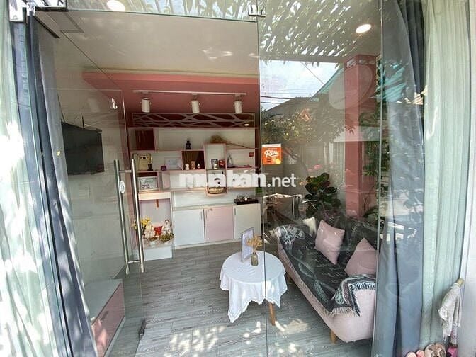 Xe hơi đậu cửa, Nhỉnh 4t, Vừa ở vừa KD hoặc cho thuê,1 trục Lê Đức Thọ