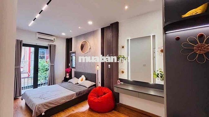 NHÀ 2 TẦNG 3PN •PHÚ NHUẬN CHỈ 5T95 . SHR . MỚI ĐẸP