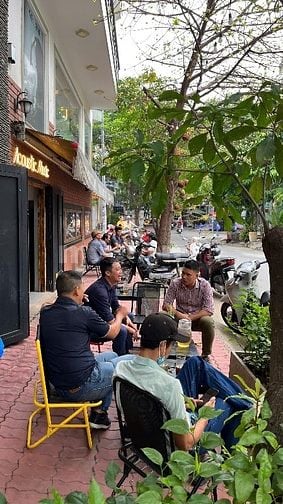 Góc,Đặng Thùy Trâm,Ngang 5m,Hầm,4Tầng,7PN,Gần Trường Học,Cty,Quán Ăn 
