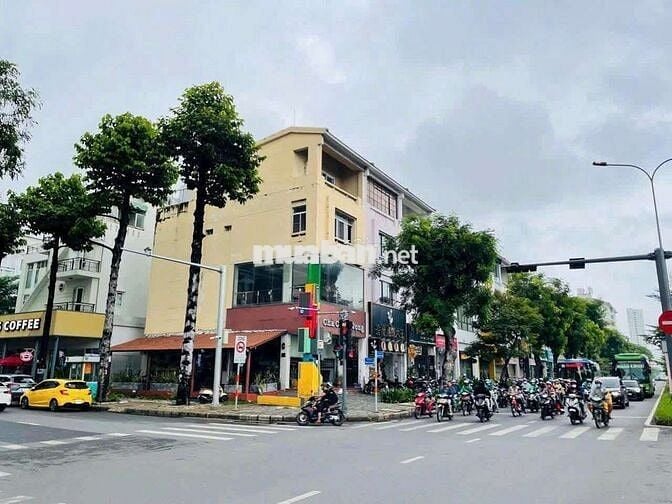 CHO THUÊ CĂN GÓC 2 MẶT TIỀN KHU KINH DOANH SẦM UẤT PHÚ MỸ HƯNG QUẬN 7