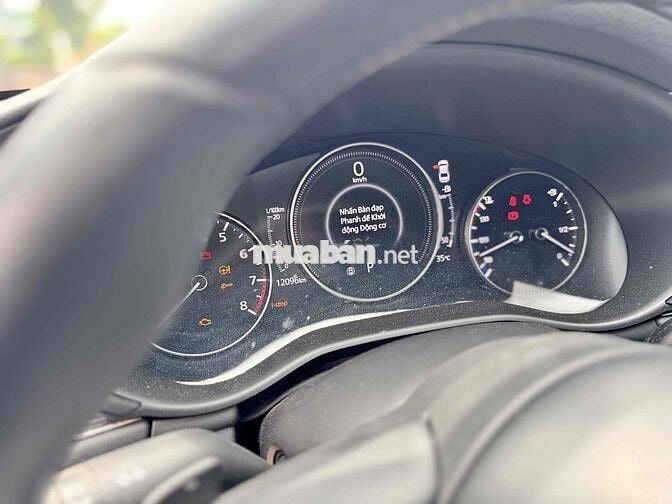 Mazda 3 2022 1.5L Premium - 12000 km
