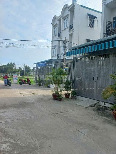 Bán nhà mới xây giá rẻ, Xã Bình Mỹ, Củ Chi - Đường 8m, 2 tấm, 4PN
