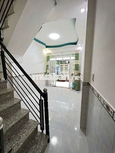 CHÍN CHỦ CẦN BÁN NHÀ MẶT TIỀN HẺM 6 M,dt 24 m , nhà 1 tr+1l giá1,250 t