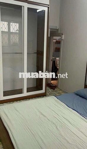 Cho thuê nhà nguyên căn.Đường Bùi Viện .Quận 1.