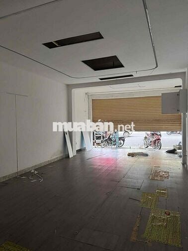 Cho thuê mặt bằng ngay trục đường cúng thời trang Thủ Dầu Một