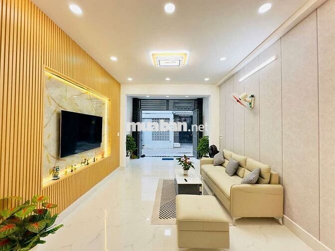 SIÊU PHẨM NHÀ ĐẸP GIÁ TỐT -HIÊP THÀNH QUẬN 12