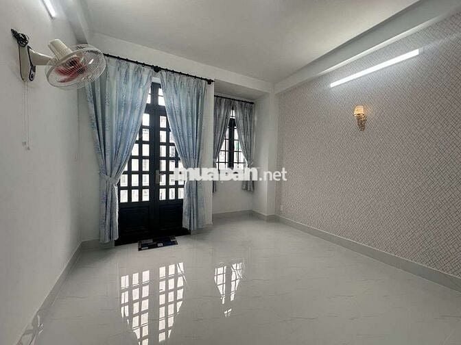 SIÊU PHẨM NHÀ ĐẸP GIÁ TỐT -HIÊP THÀNH QUẬN 12