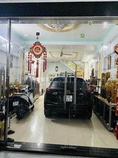 Mặt tiền kinh doanh - đa nghành - gấp bán 15 tỷ tl.