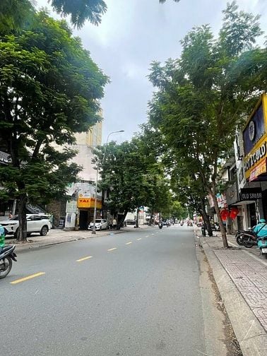 Góc 2MT Lê Văn Sỹ, Tân Bình; 120m2 (5.5x22); 4 Tầng; HĐT 110Tr; 25 Tỷ