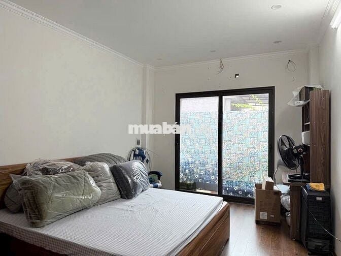 Nhà Phố Trạm Lô Góc 43m2 Xây 6 Tầng Ô Tô Đỗ Cửa – Nhỉnh 8 tỷ