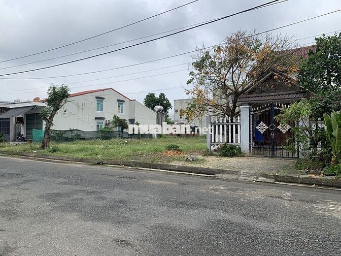 Bán Đất 168,6m2 Ngang 6m Cách Chợ 200m, Gần Làng Đại Học, Giá 3,5 Tỷ