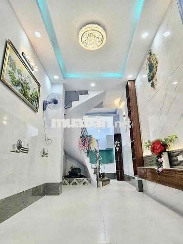Nhà Tùng Thiện Vương, Quận 8, Nở Hậu, gần cầu Chà Và, 5PN,