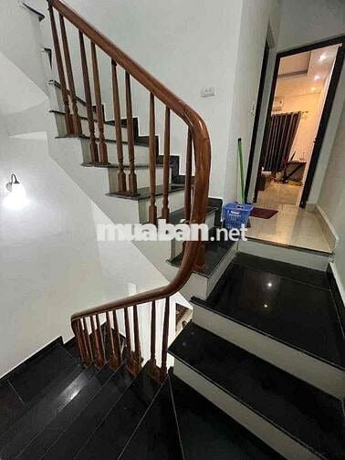 SIÊU PHẨM - HÔNG MAI - PHÂN LÔ - KINH DOANH - Ô TÔ ĐỖ CỬA - 2 THOÁNG