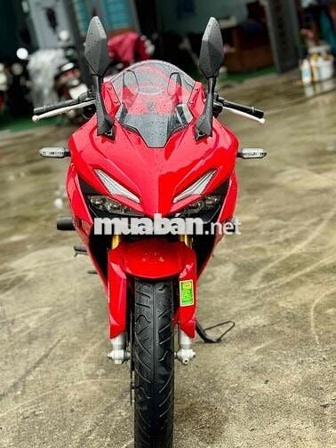 Honda CBR150R đẹp zin keng lướt, chính chủ gia re
