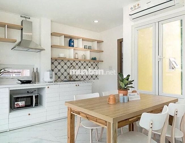 CĂN HỘ 1PN PENTHOUSE BANCONG 70m2 - GẦN CHỢ BẾN THÀNH, QUẬN 1