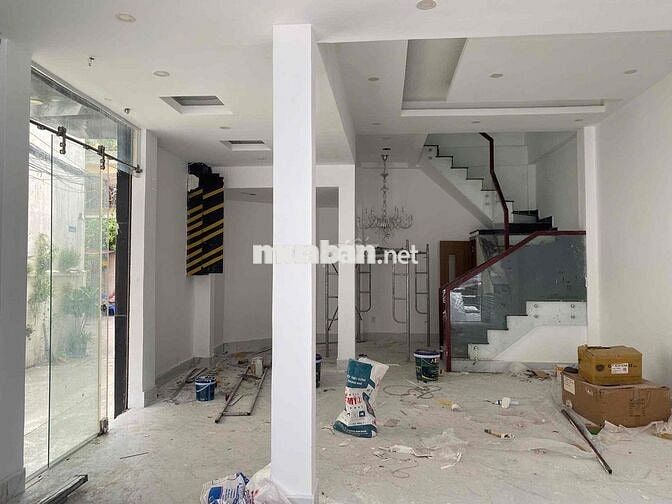 Cho thuê nhà mặt tiền Trần Đình Xu, Q.1 – 1 trệt 3 lầu, trống suốt, gi