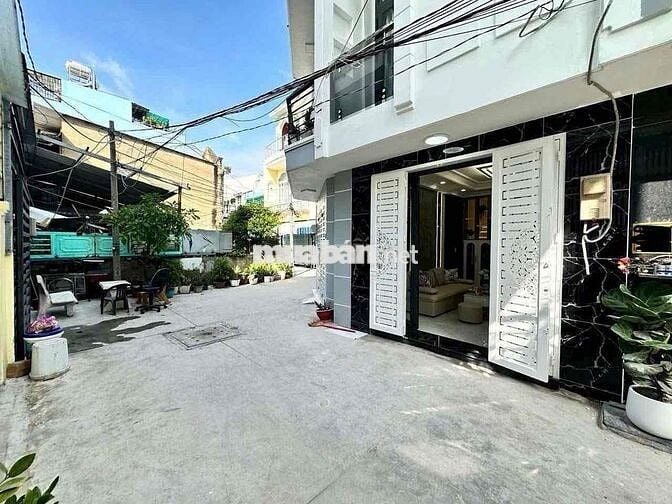 Siêu Phẩm Nhà Đẹp Nở Hậu - Cách Mặt Tiền Đường Lớn 200M Ngay Tại Q8