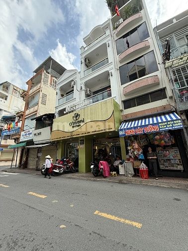 Nhà Mặt tiền cực đẹp đường huyết mạch quận 3