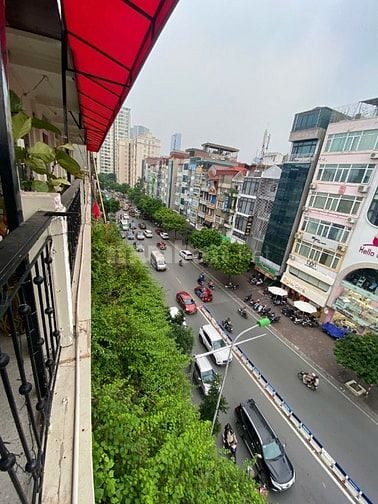 Cho thuê LÔ GÓC MP VŨ PHẠM HÀM đẹp nhất nhì khu vực mặt tiền 12m