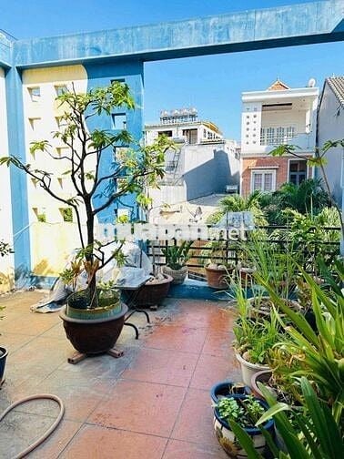 Nhà Bình Thạnh hẻm xe hơi 104m cách mặt đường lớn 6 căn