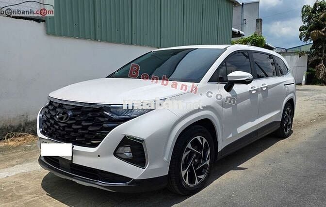 Hyundai Custin Cao Cấp 2.0T 2023 - 819 Triệu