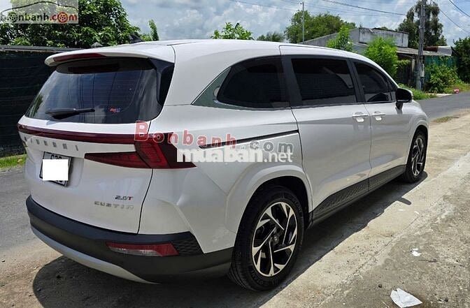 Hyundai Custin Cao Cấp 2.0T 2023 - 819 Triệu