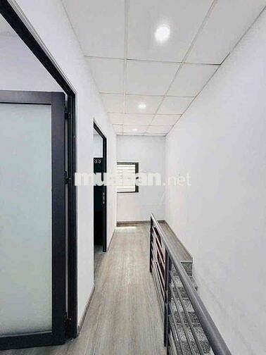 Ngang xịn gần 5m - 2 Tầng Tân Bình - 2PN & 2WC - 3 bước chân ra HXH